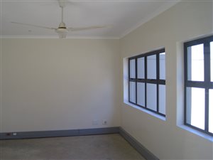 100 m² Office Space in Kloof