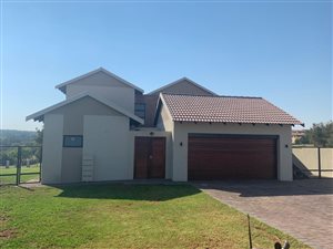 4 Bed House in Pebble Rock