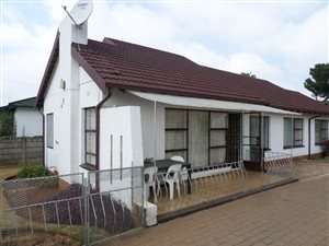 3 Bed House in Primrose