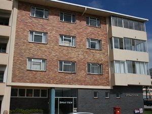 2 Bed Apartment in Humewood
