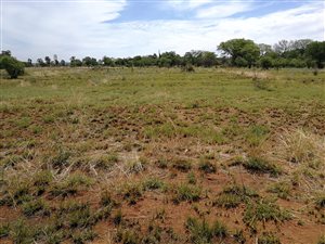 3 ha Land available in Derdepoort