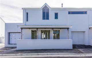 2 Bedroom Townhouse in Franschhoek