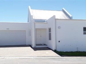 3 Bed House in Laguna Sands