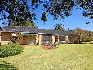 3 Bed House in Sunward Park