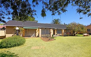 3 Bedroom House in Sunward Park