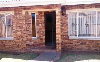 3 Bedroom Apartment in Opkoms