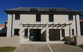 2 Bedroom Duplex in Kidds Beach