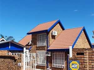 3 Bed House in Suiderberg