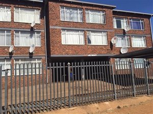 1 Bed Apartment in Daspoort