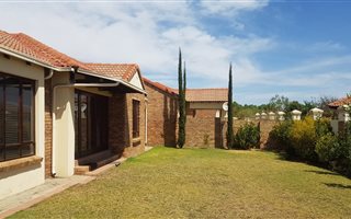3 Bedroom Townhouse in Crescent Wood Country Estate