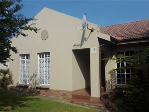 2 Bed Townhouse in Piet Retief