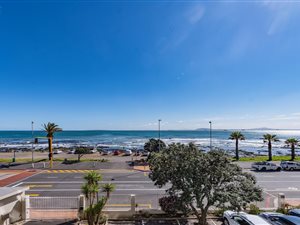 1 Bed Apartment in Mouille Point