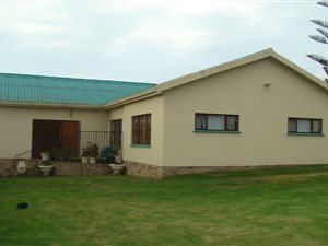 7984 m² Farm in Glentana