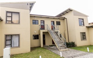 3 Bedroom Townhouse in Sherwood and surrounds