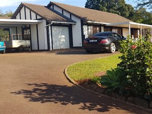 3 Bed House in Waterfall