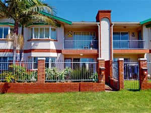 3 Bed Apartment in South End