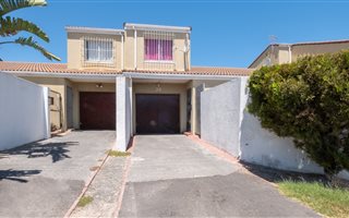 3 Bedroom Townhouse in Rustdal