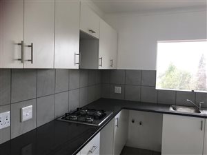 1 Bed Garden Cottage in Randpark Ridge