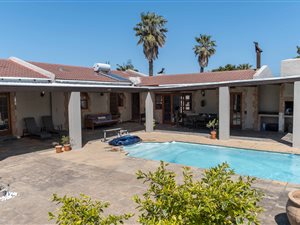 3 Bed House in Edgemead