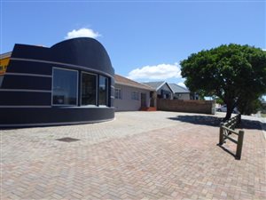 231 m² Commercial space in Newton Park