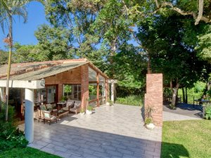 4 Bed House in Rouken Glen