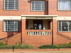 2 Bed Apartment in Selection Park