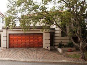 3 Bed House in Kyalami Estate
