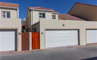 3 Bedroom House in Muizenberg