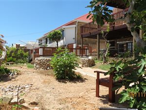 4 Bed Apartment in Mossel Bay Central