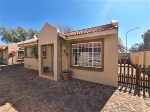 2 Bed Simplex in Potchefstroom Central