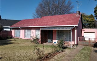 3 Bedroom House in Witpoortjie