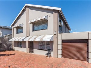 5 Bed Duplex in Overport