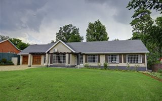 3 Bedroom House in Cresta