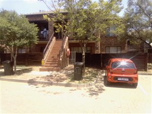 2 Bed Townhouse in Brakpan Central