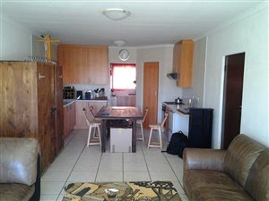 3 Bedroom House in Thatchfield