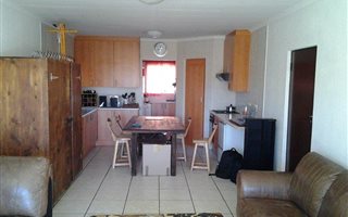 3 Bedroom House in Thatchfield