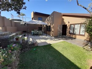 4 Bed House in Brookdale