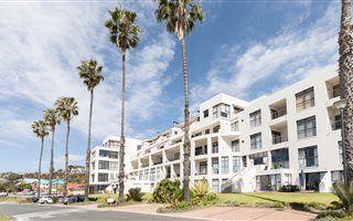 3 Bedroom Apartment in Santos Bay