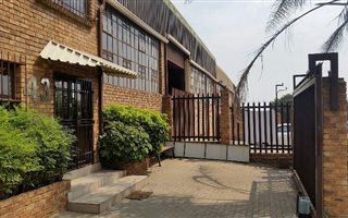 1600 m² Industrial space in Sebenza