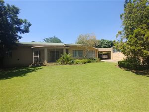 3 Bed House in Cinderella