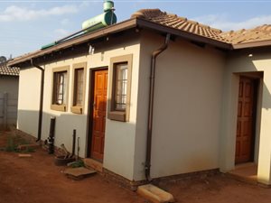 2 Bed House in Orchards