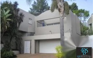 4 Bedroom Cluster in Hyde Park