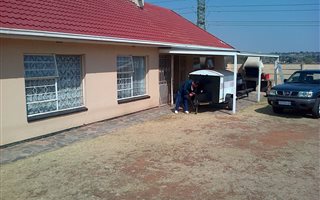 3 Bedroom House in Roodepoort Central