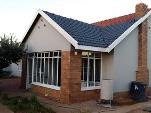 3 Bedroom House in Stilfontein