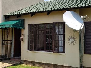 2 Bed Townhouse in Paulshof