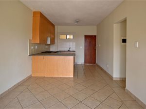 2 Bed Apartment in Silver Lakes