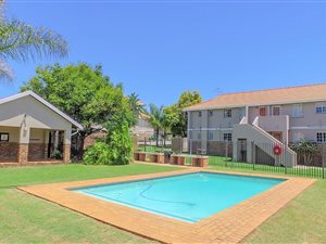 2 Bed Apartment in Elarduspark