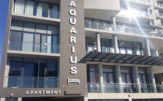 3 Bedroom Apartment in Bloubergrant