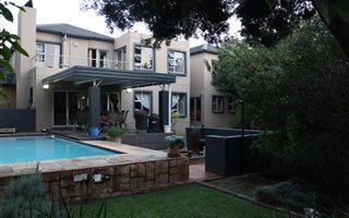 4 Bedroom House in Eldoraigne