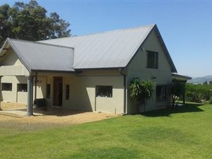 8.4 ha Farm in Lions River